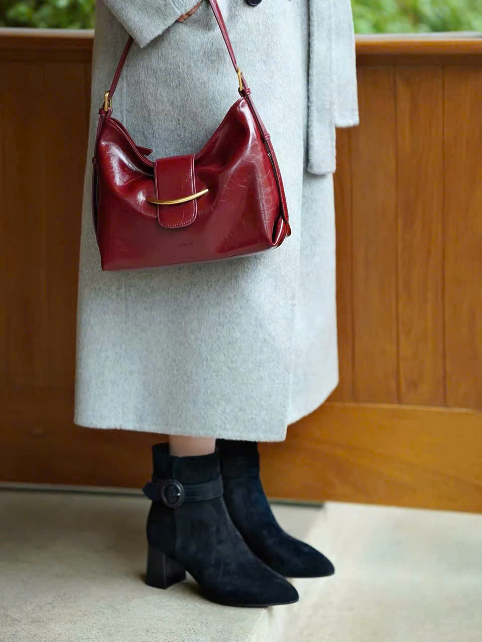 SMTING Shoulder Bag – thiết kế trendy, trẻ trung và thời thượng